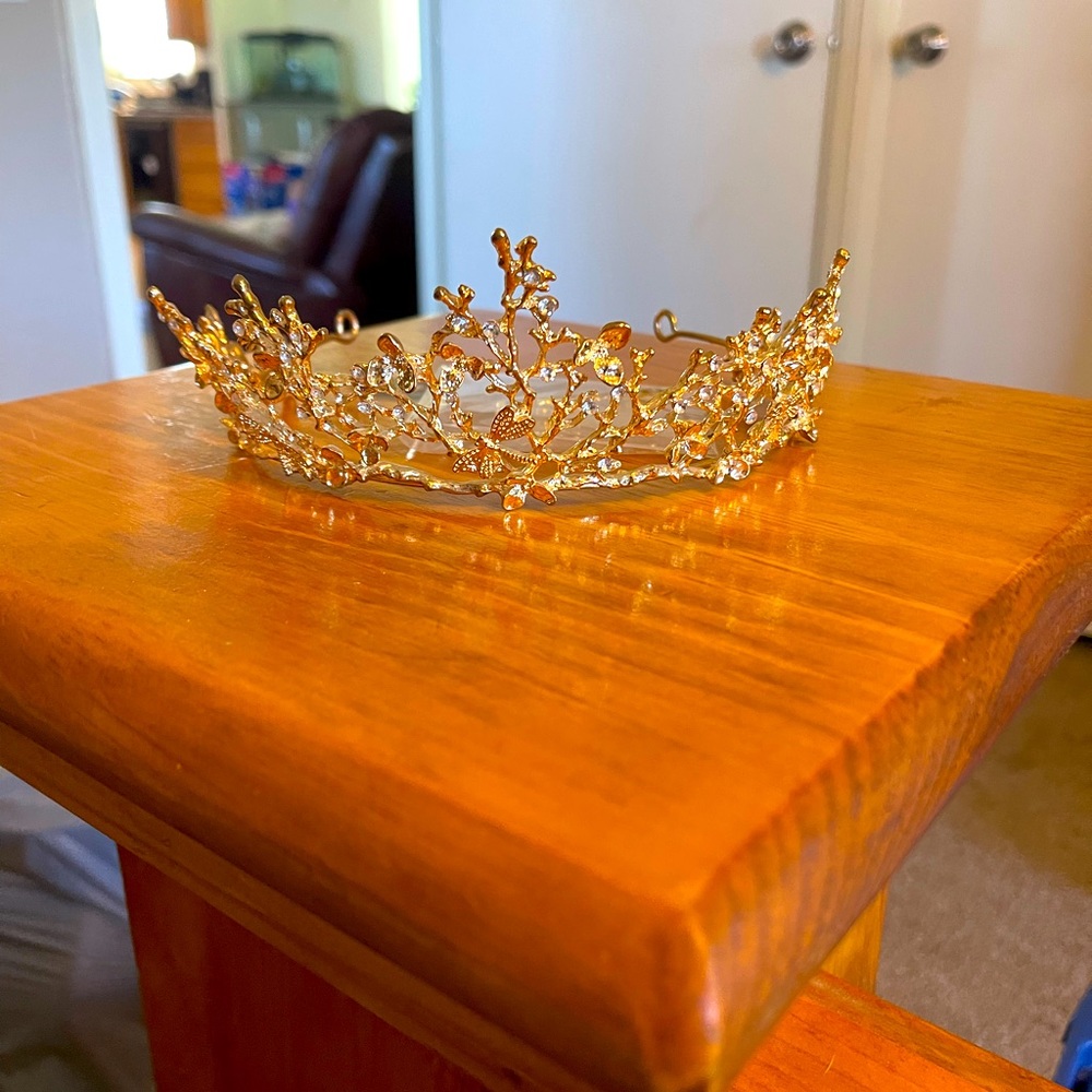 Crown prop
